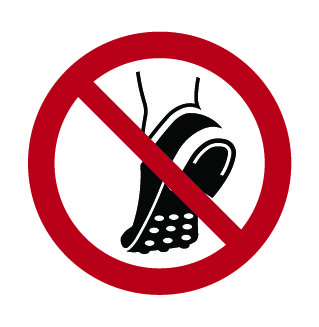 Interdiction de porter de chaussures à clous métalliques