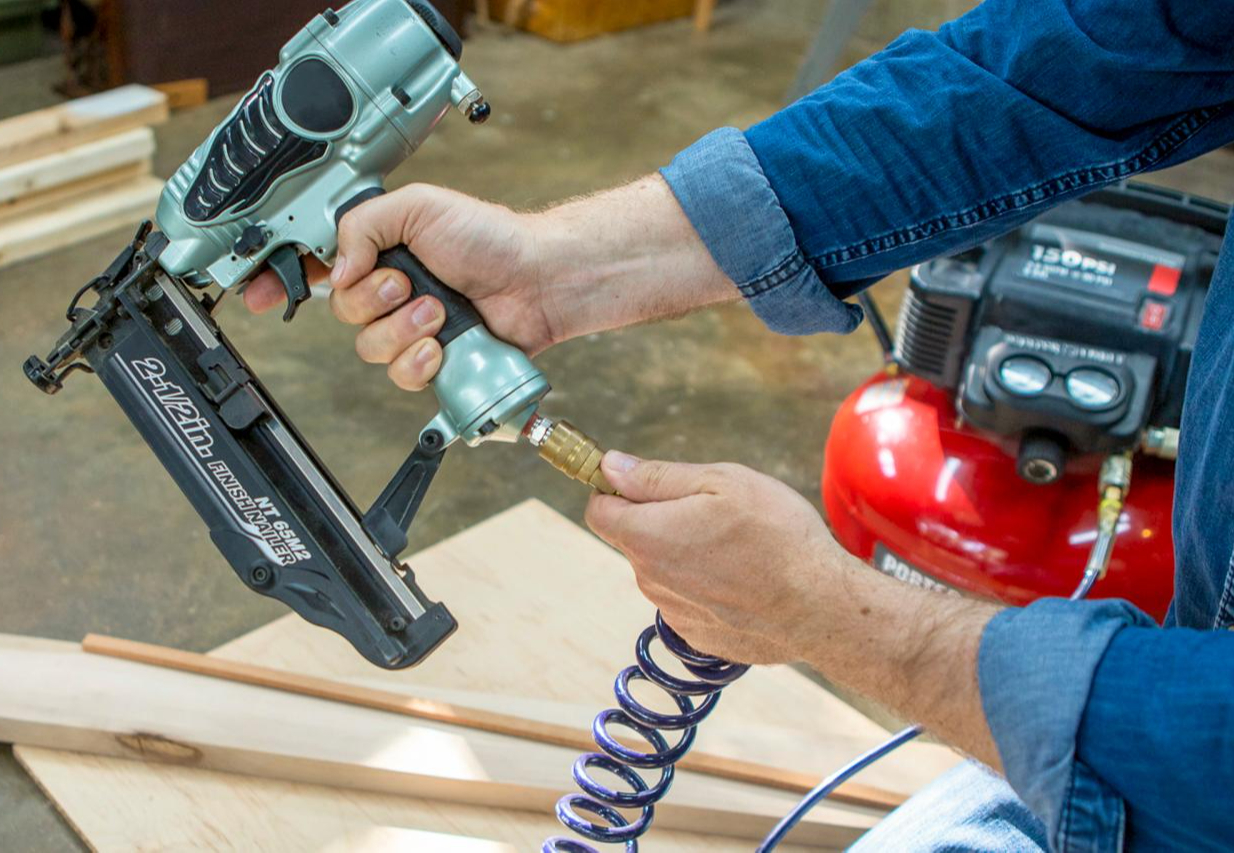 Outils électriques ou Pneumatiques Outils électriques ou Pneumatiques